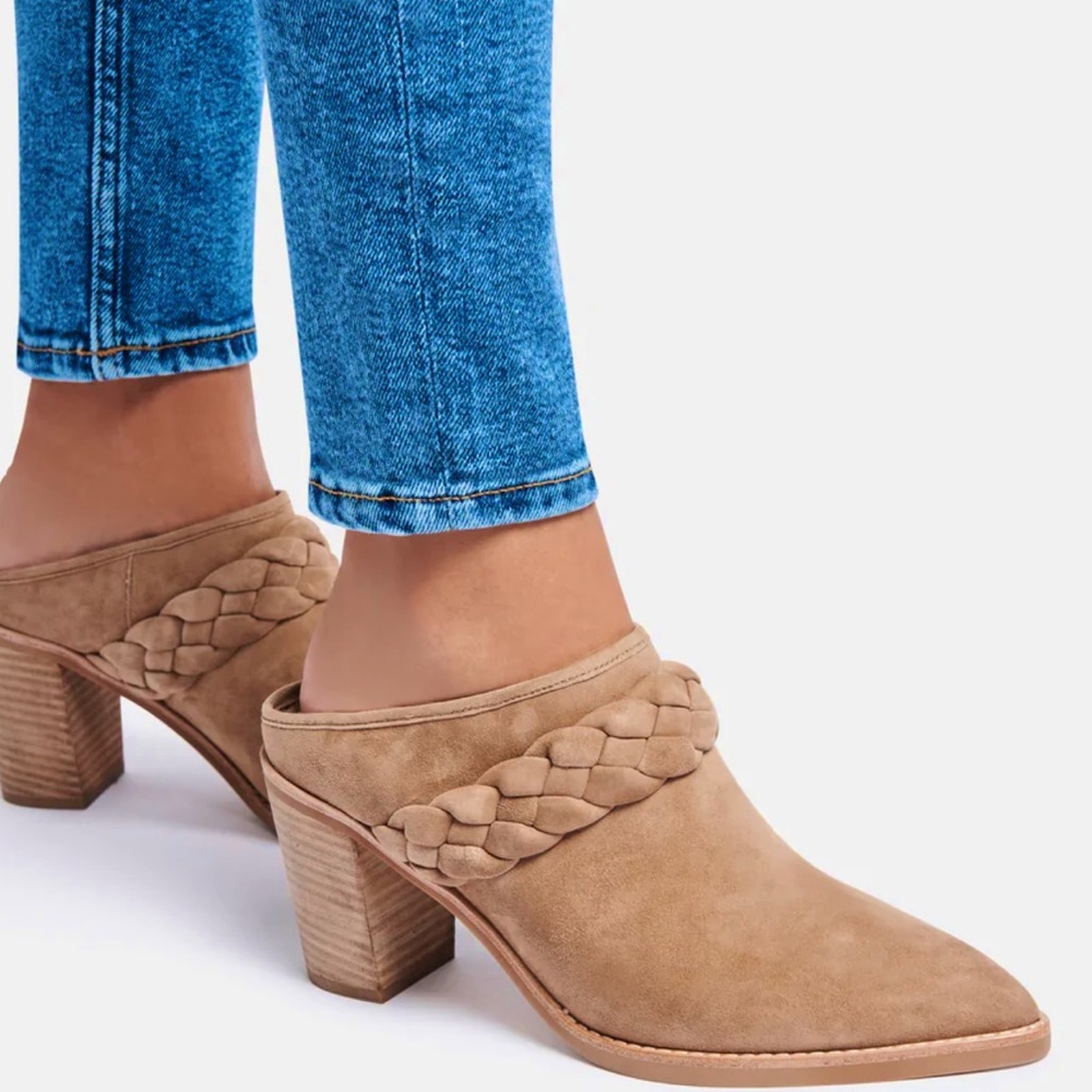 Dolce Vita Serla Mules, Truffle Suede (11)